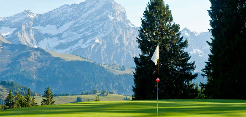 golf-green-mountains